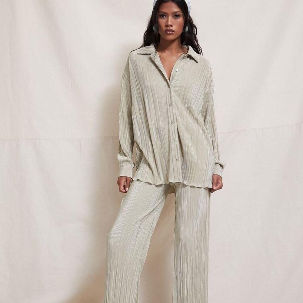 Plisse Lettuce-Edge Shirt & Pants Set